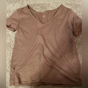 Short sleeve brown striped t shirt